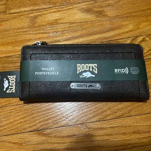 Roots wallet